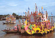 Chak Phra - drakbåtsfestivalen