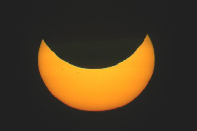 Max phase of the Midnight Solar Eclipse / Karesuando / Gote Flodqvist
