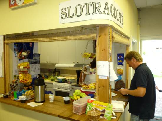 Slotrace cafe