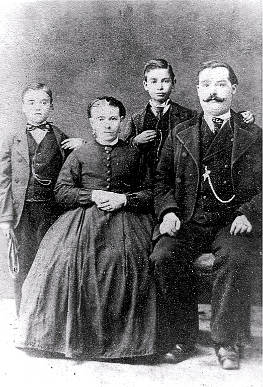 Josef Steiof med familj